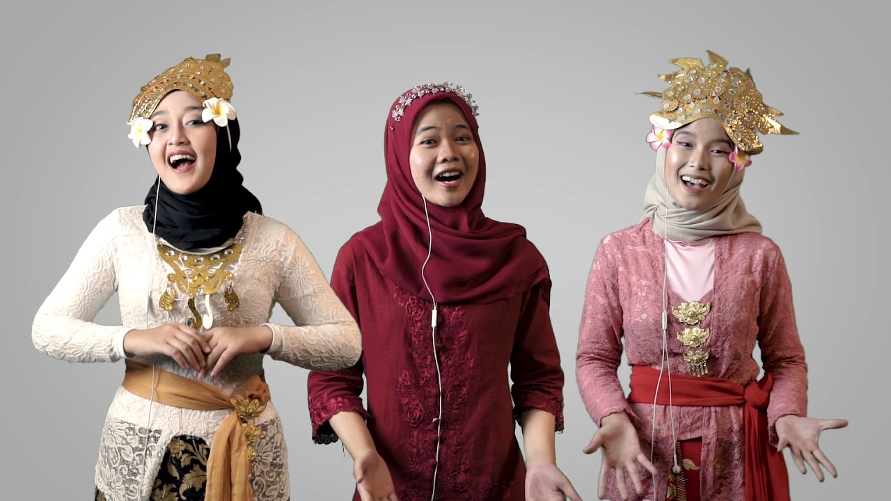 Gempita Swara Uniga JUARA 1 Grand Champion Paduan Suara The 15 National FOLKLORE BEM FE UI
