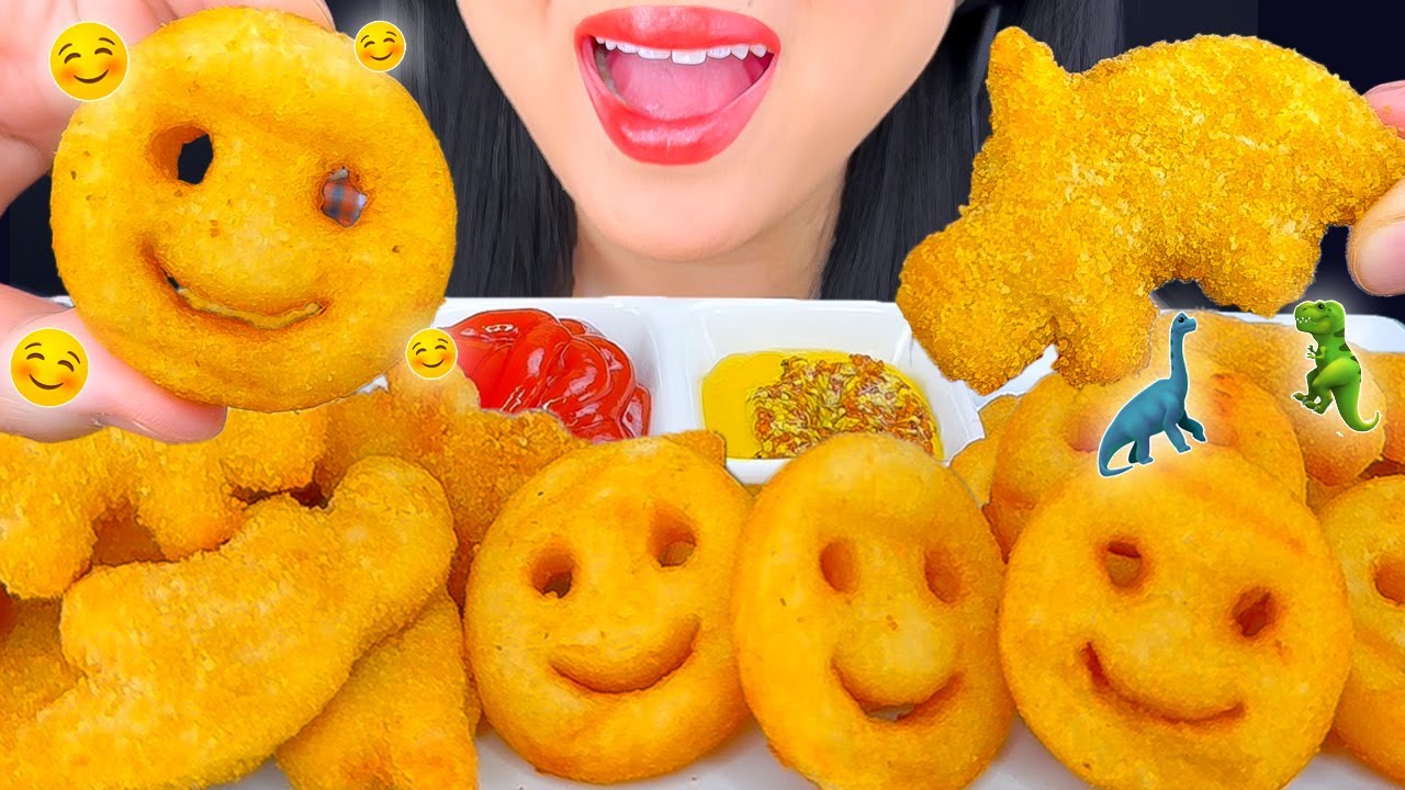 ASMR DINO CHICKEN NUGGETS & SMILEY FRIES | EMOJI FOODS | Eating Sounds | Mukbang | ASMR Phan