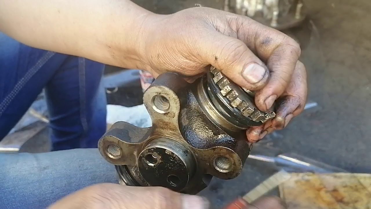 Replace rubber cup hino 500