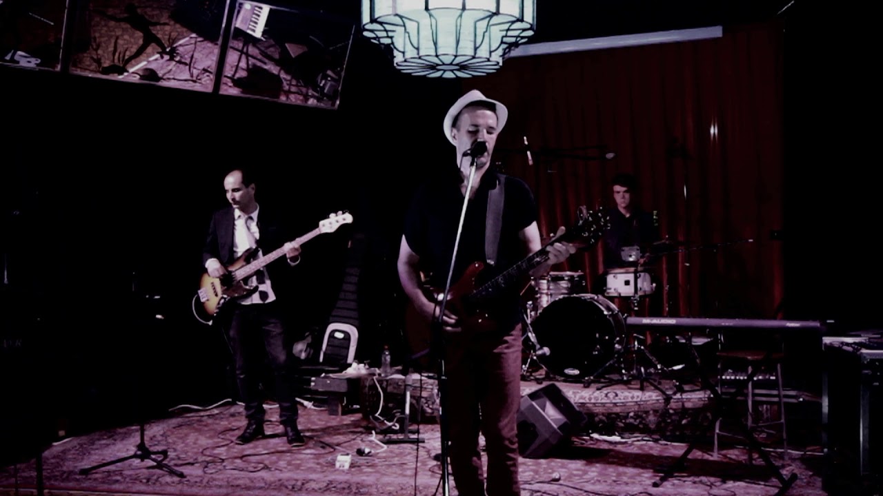 Everybody's Gotta Learn - Paul Winn Band