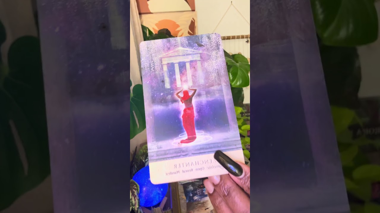 🌺Божественная женственность🌺 Между тобой и кем-то еще начинается что-то новое #целидляпары