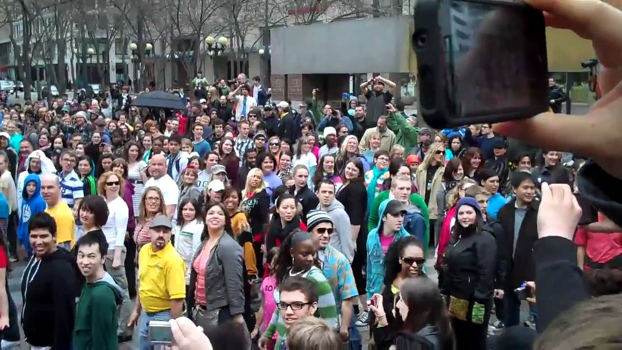 Glee Flash Mob Westlake Center Seattle April 10 2011
