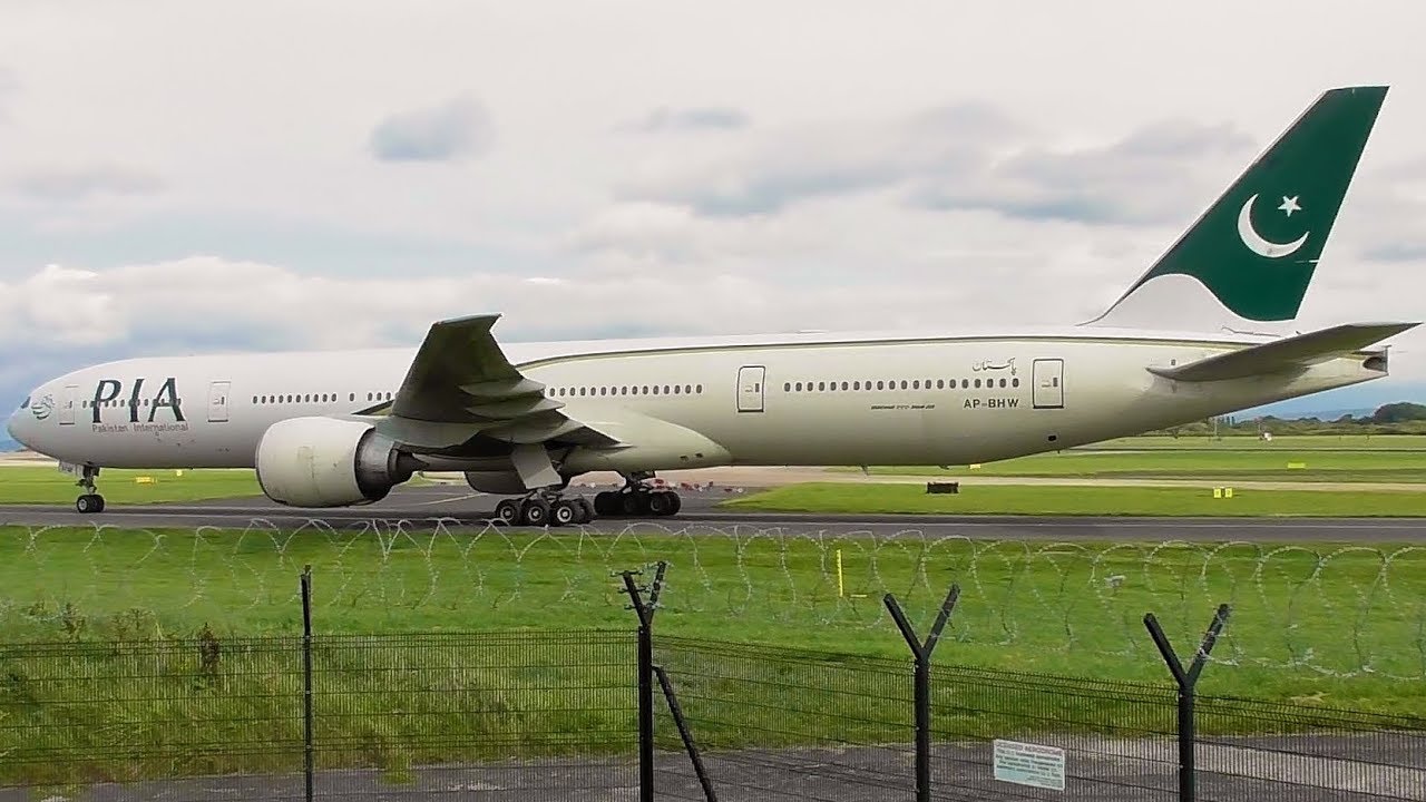 Plane Spotting Manchester Airport 20th September 2017
