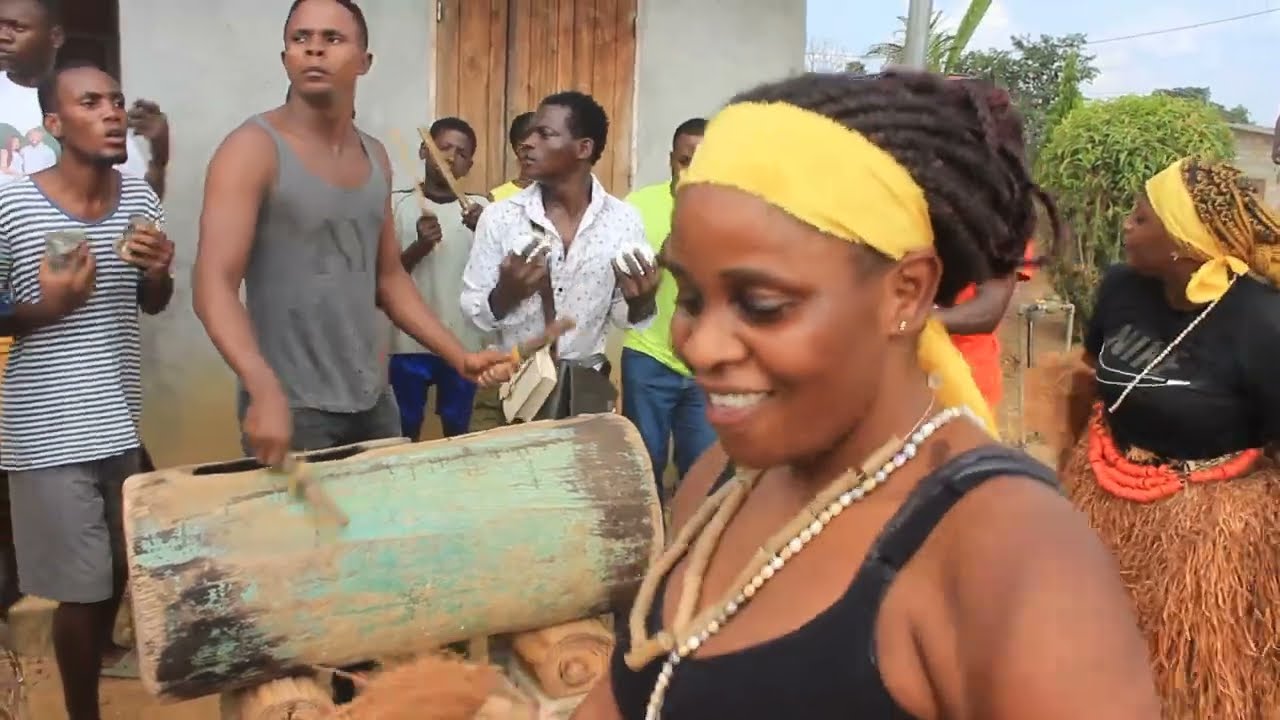 AKENG ONDO MBA DE MEKOME NKODJE AU VILLAGE D'ANGONE (OYEM 2022)