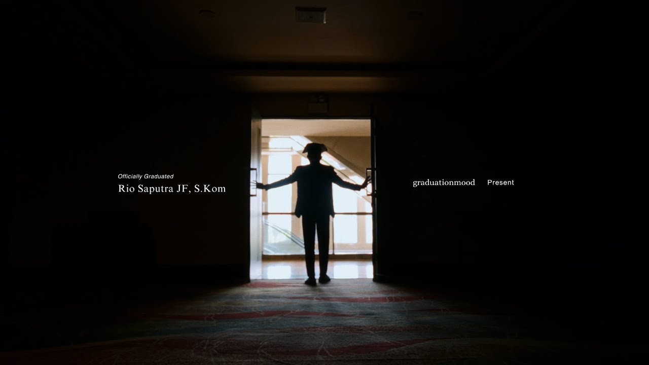 Video Cinematic Wisuda by graduationmood 