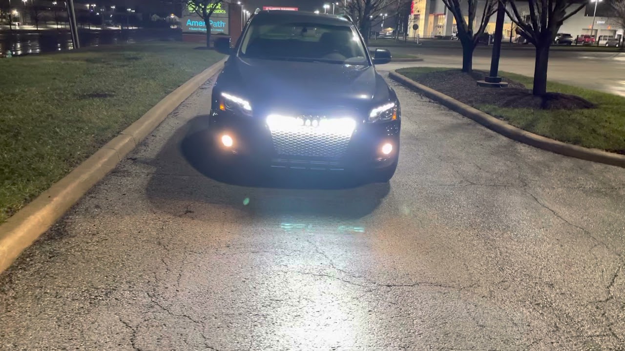 Audi Q5 custom LED light bar Blacked out honeycomb grill modification mod aftermarket accessories