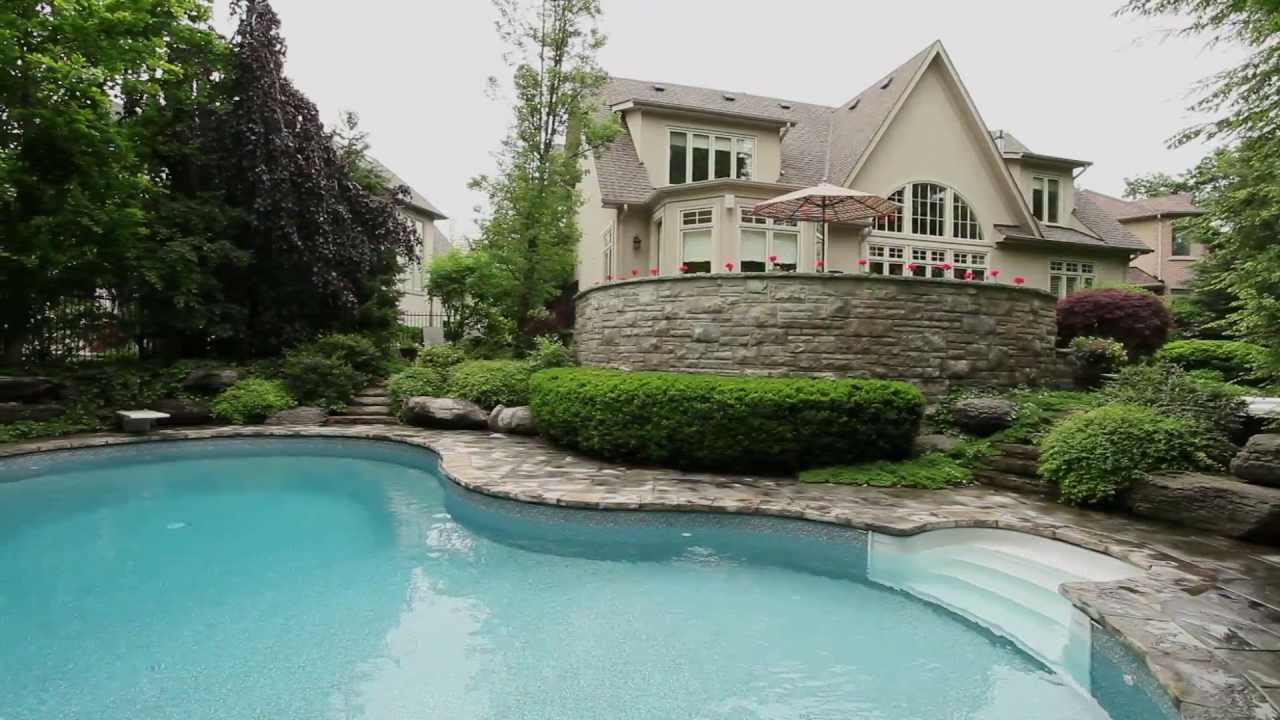 1730 The Pines, Mississauga ON