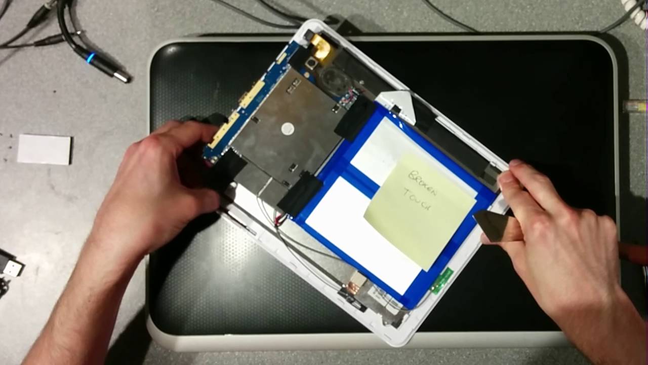 Swapping the chassis of a LPQ-497W LearnPad. Making one good tablet out of two broken ones.