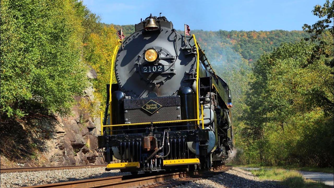 Reading & Northern 2102: Loud & Proud Over the Lehigh Division (4K)