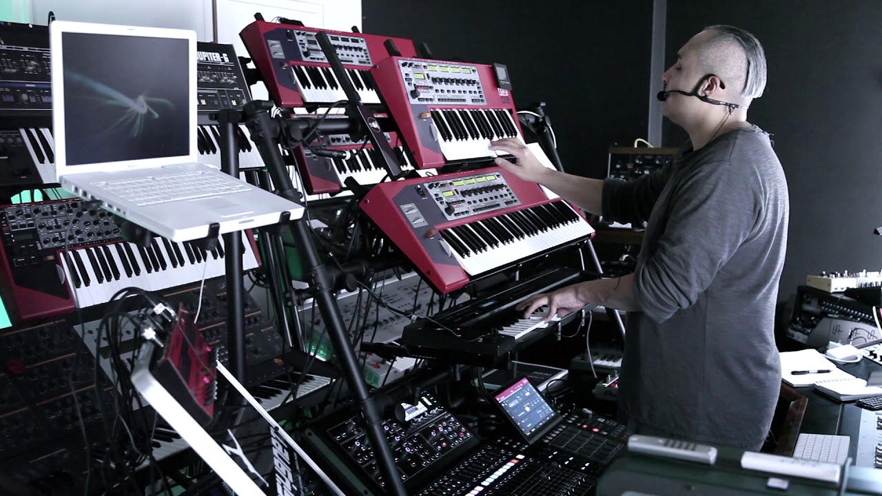 Anthony Rother - The Machine - 3L3C7RO COMMANDO (Studio Session)