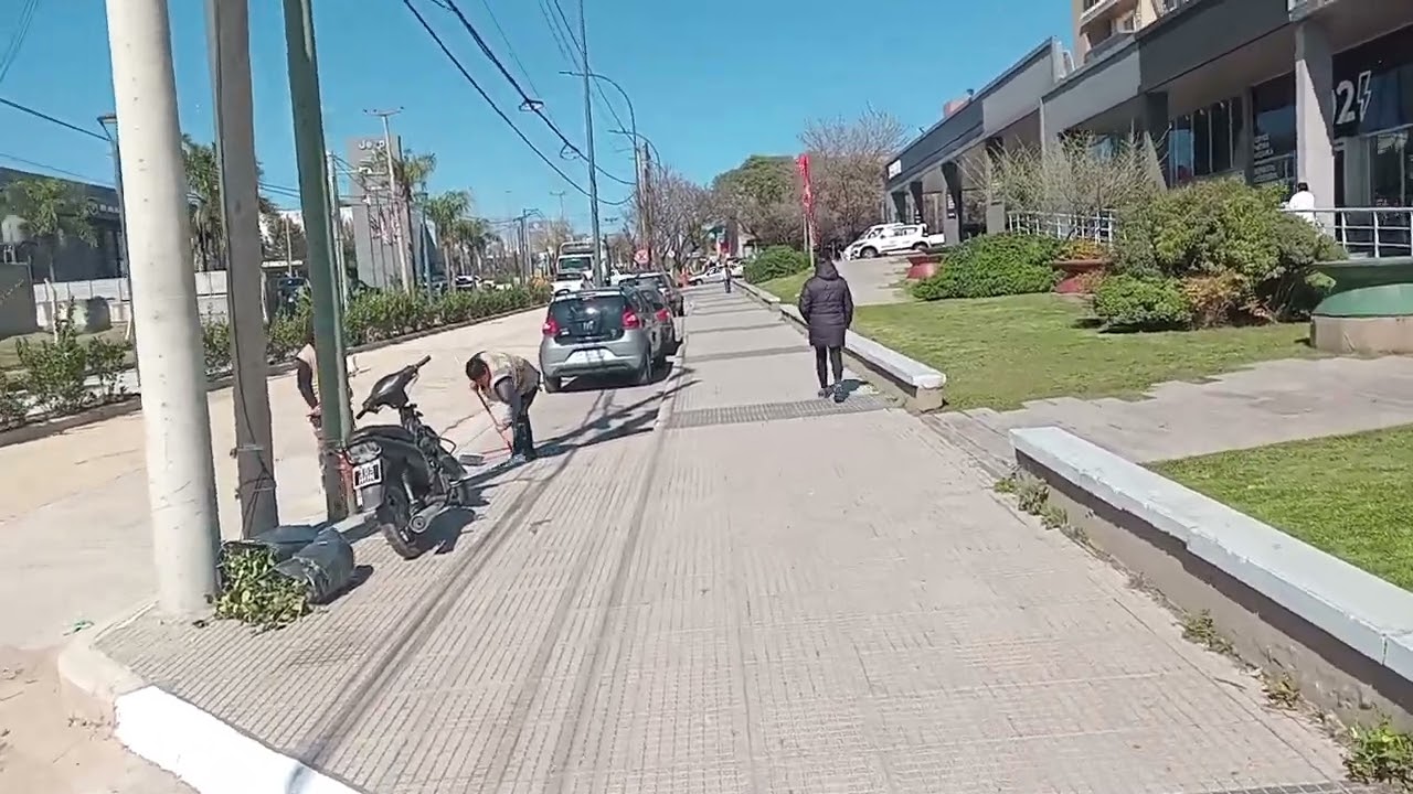 Avenida Sagrada Familia, en la Ciudad de Cordoba.
