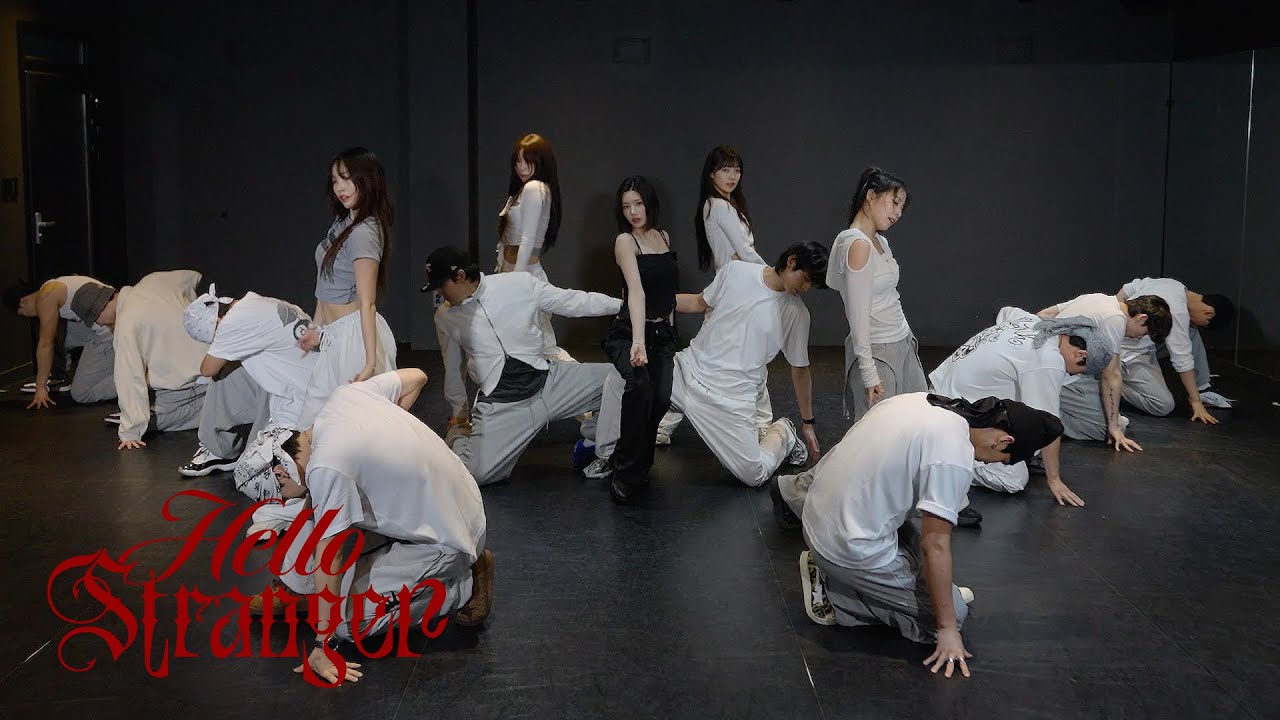 권은비(KWON EUNBI) 'Hello Stranger' Dance Practice