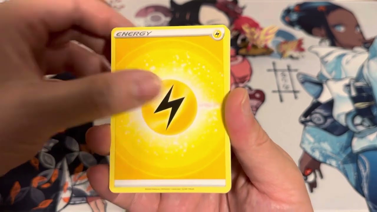 Pok&eacute;mon crown zenith, keep on ripping on a iPhone lol