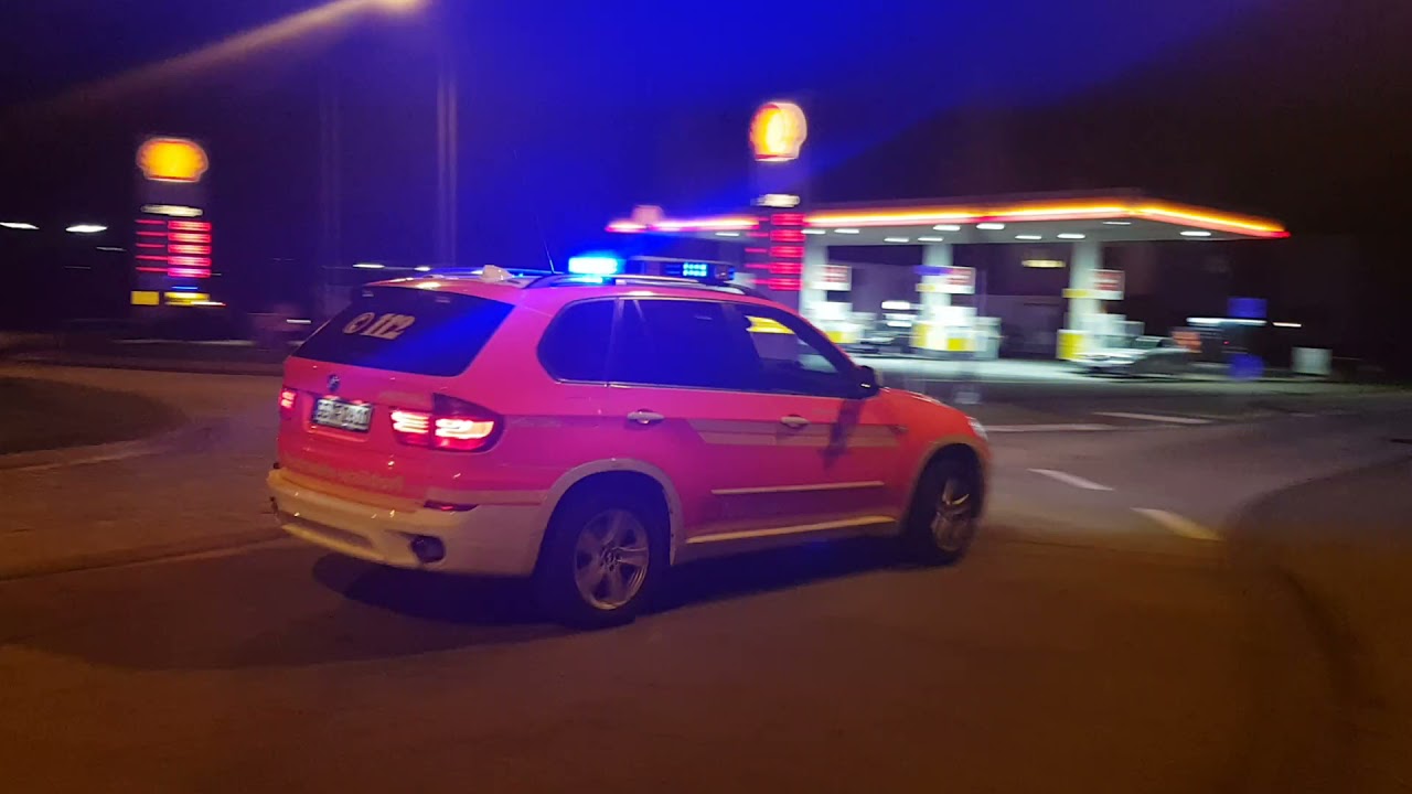 [Rauchentwicklung im Altenwohnheim] - Einsatzfahrten der FF Mörfelden-Walldorf und Rettungsdienst