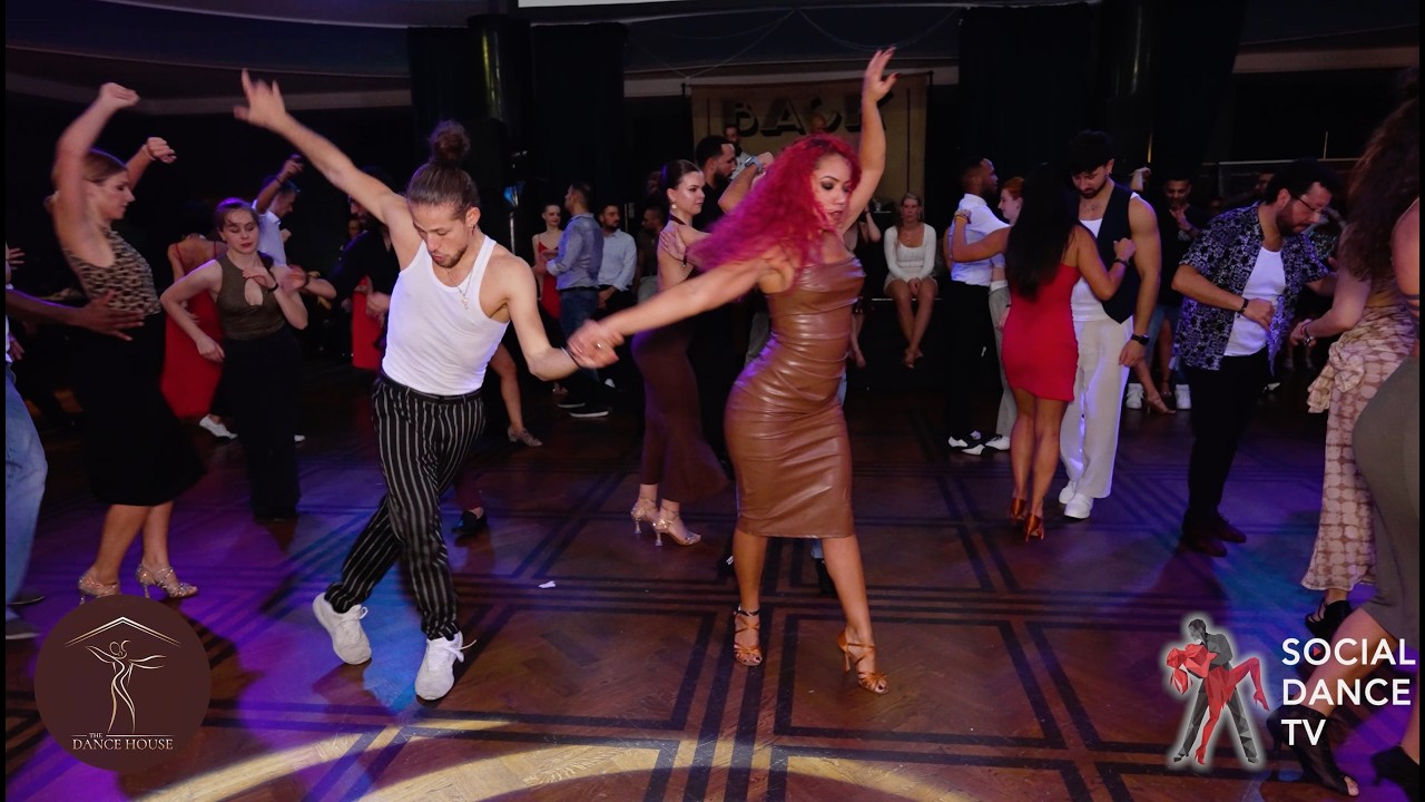 Jacopo & Genesis - Salsa Social Dancing ⭐ Back 2 Mambo ⭐