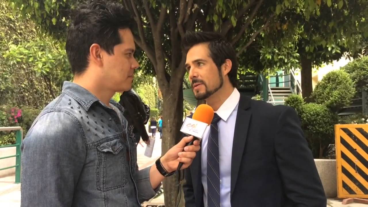 Livia Brito y José Ron en #MIVAC