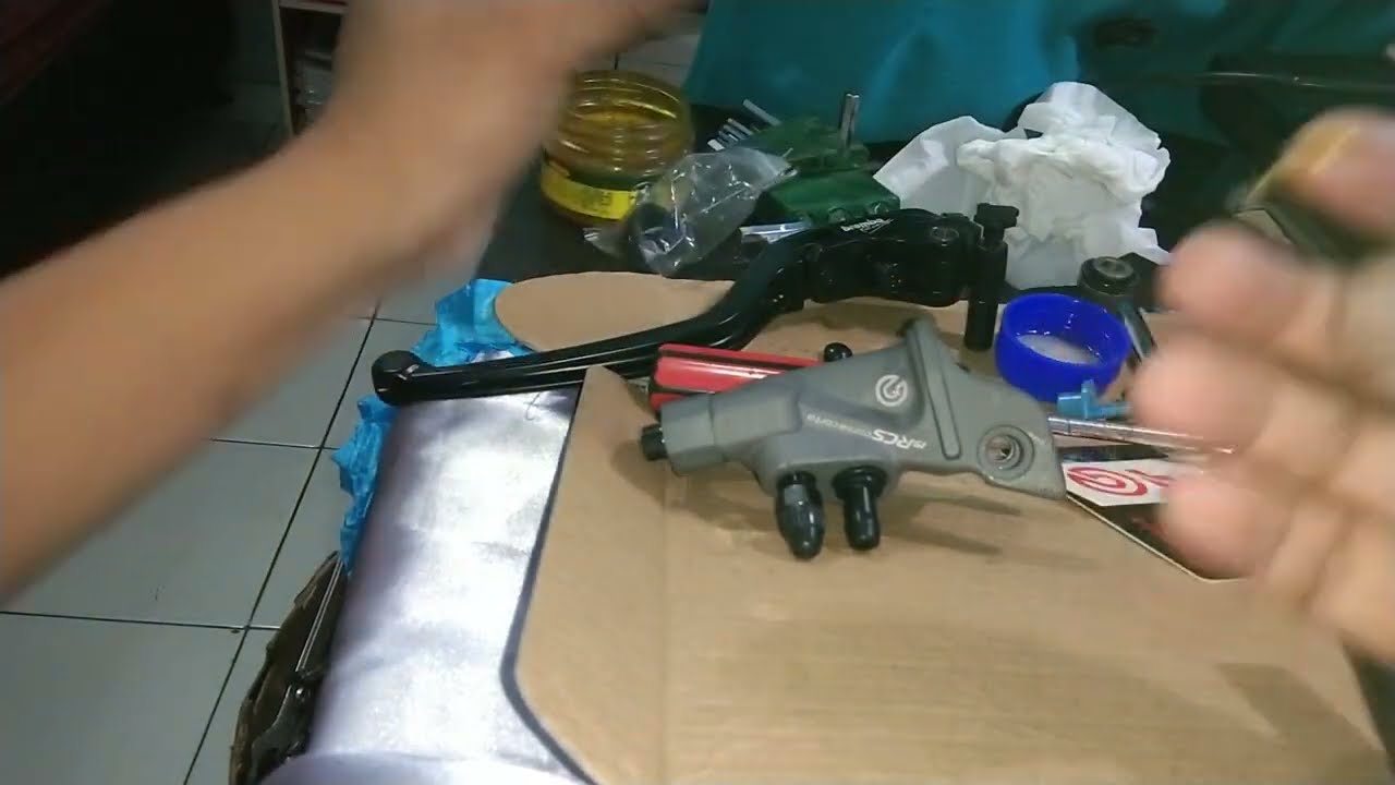 Master rem brembo KW Baru ls ganti seal sekalian lihat dalemannya