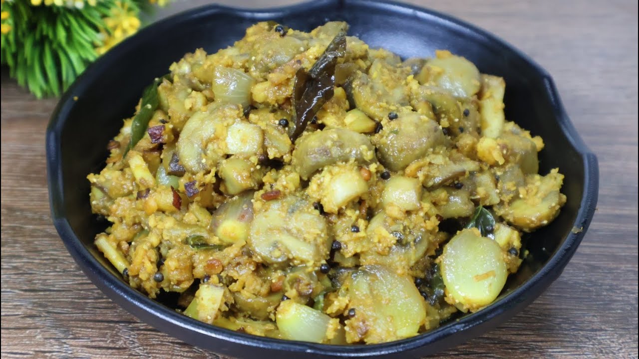 கேரளா ஸ்டைல் மஷ்ரூம் தோரன் | Mushroom thoran recipe in tamil | Mushroom recipe in tamil