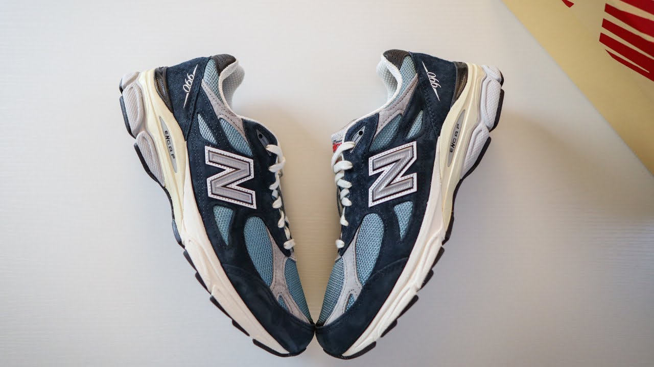 New Balance 990v3 