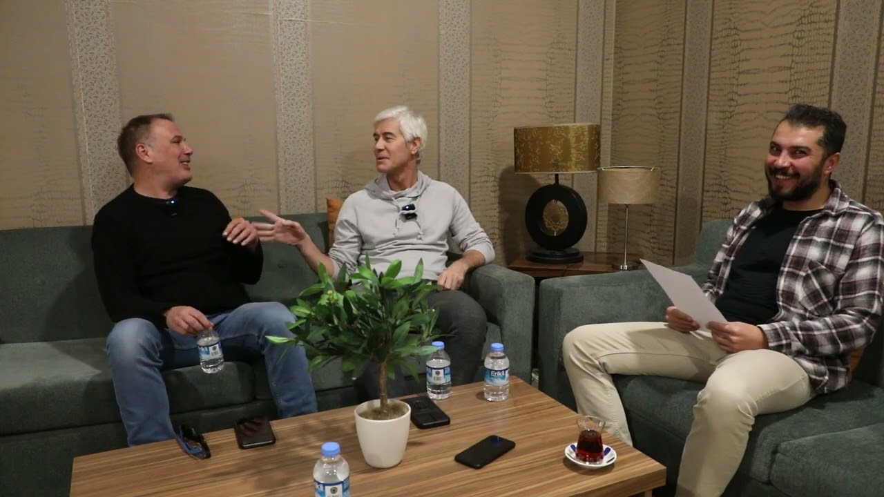 Ankara Devlet Tiyatrosu'nun sahnelediği 