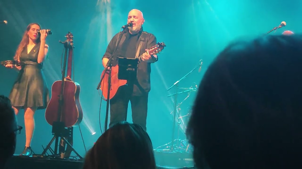 דני רובס - גן המשחקים + ציפרים כהות עפות לאט מעל העיר (מופע להקה במגדה  מרכז תרבות מגידו 27/02/2025)