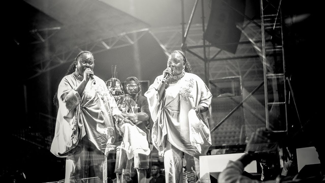 HOT PRAISE💃💃 By DEBORAH AJAYI AT EKITI PEACE CONCERT 