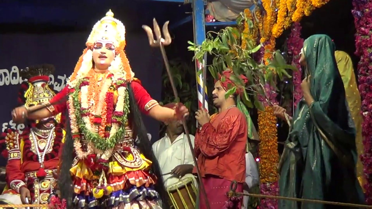 Yakshagana -- Shri Devi Mahatme - 23 - Padyana - Sanoor - Sunnambala