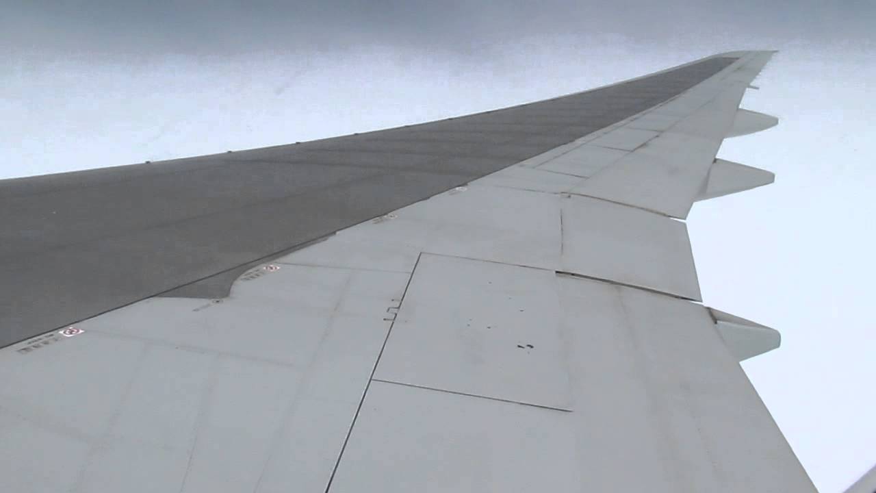 Cathay Pacific Boeing 777-200 Air Turbulence Over the Ocean