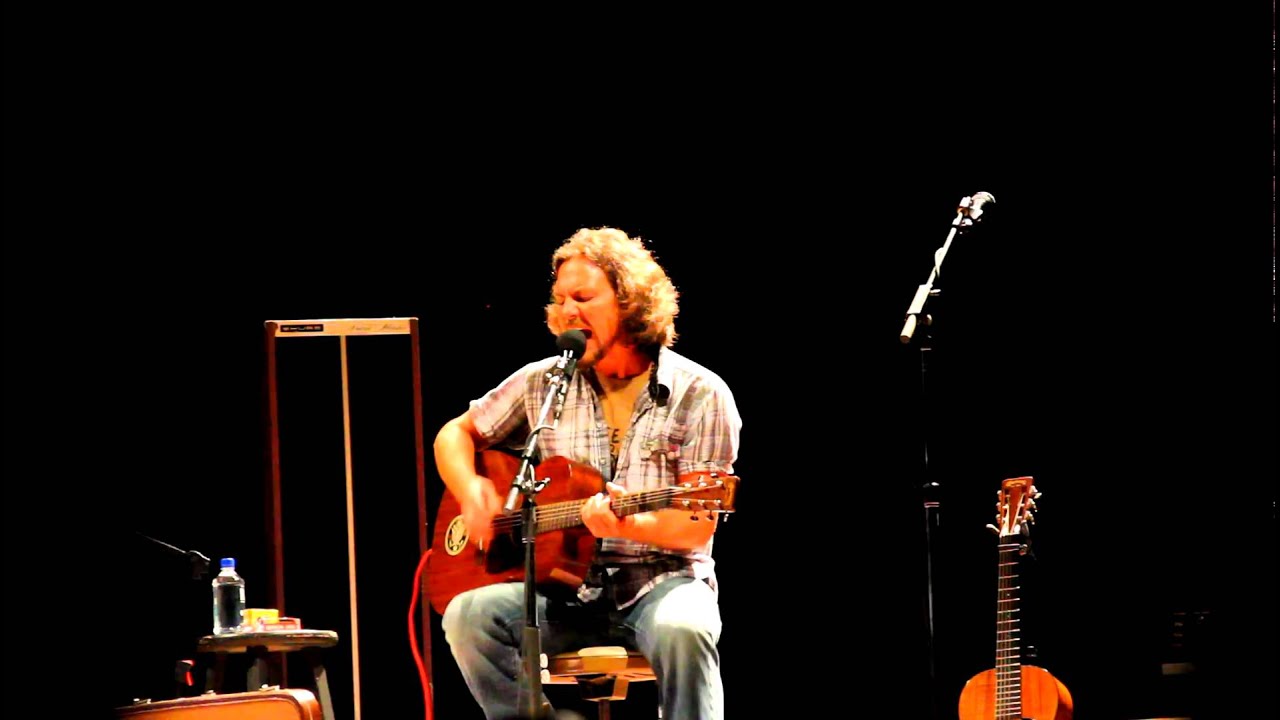 Eddie Vedder - Springsteen Cover (Little Rock - 8.28.10)