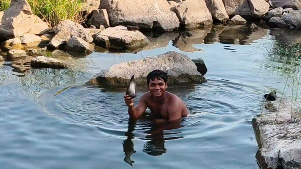 Bhai hath se machhali pakad Rahe Hain Ham 🐟