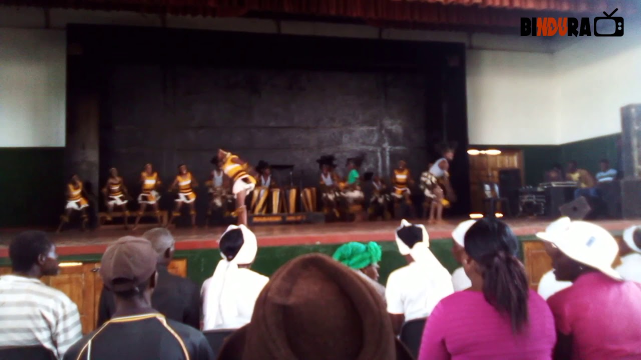 Chipindura Primary traditional dance group doing some crazy moves
