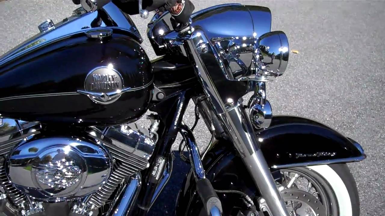2009 Road King Classic w/ Monster Ovals & Mustang seat
