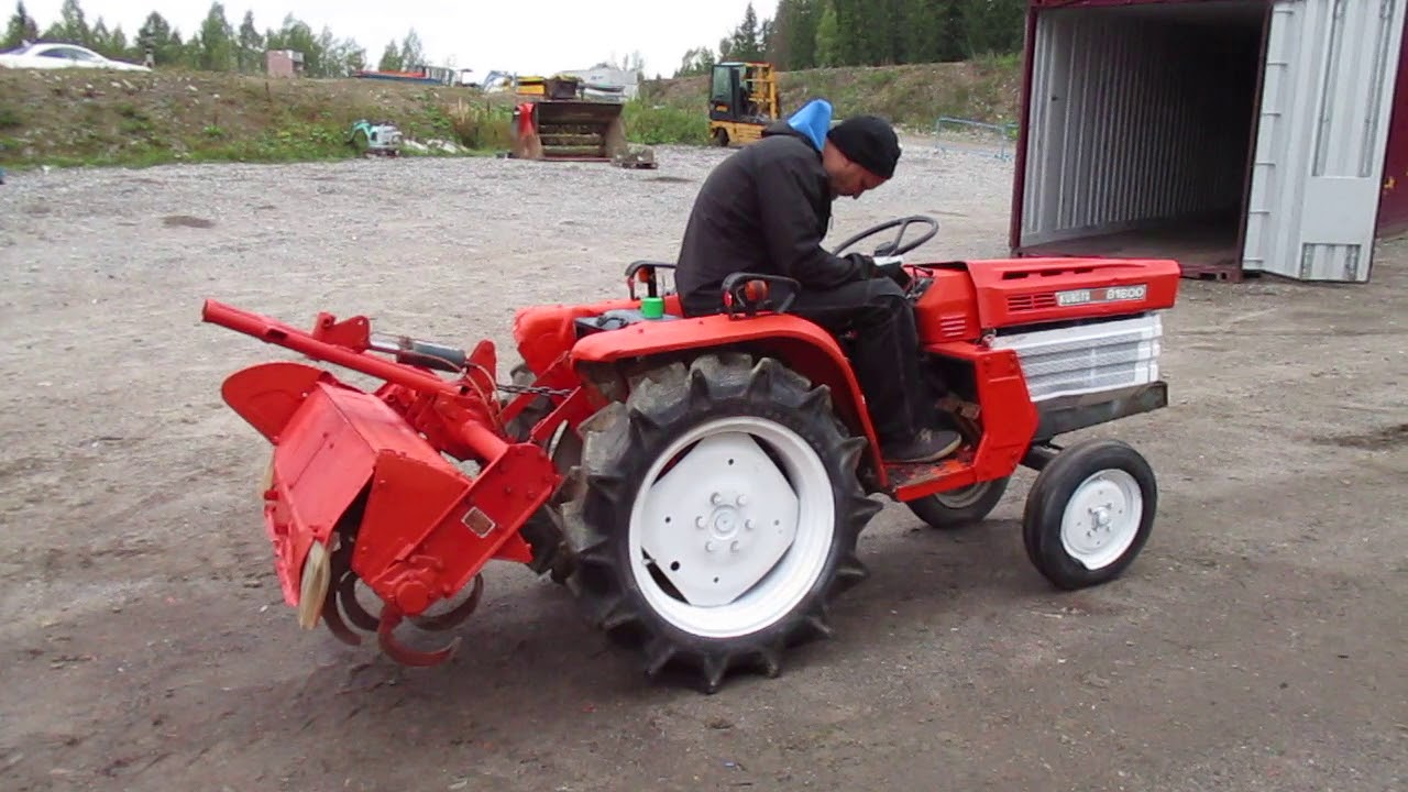 Kubota B1600 puutarhatraktori