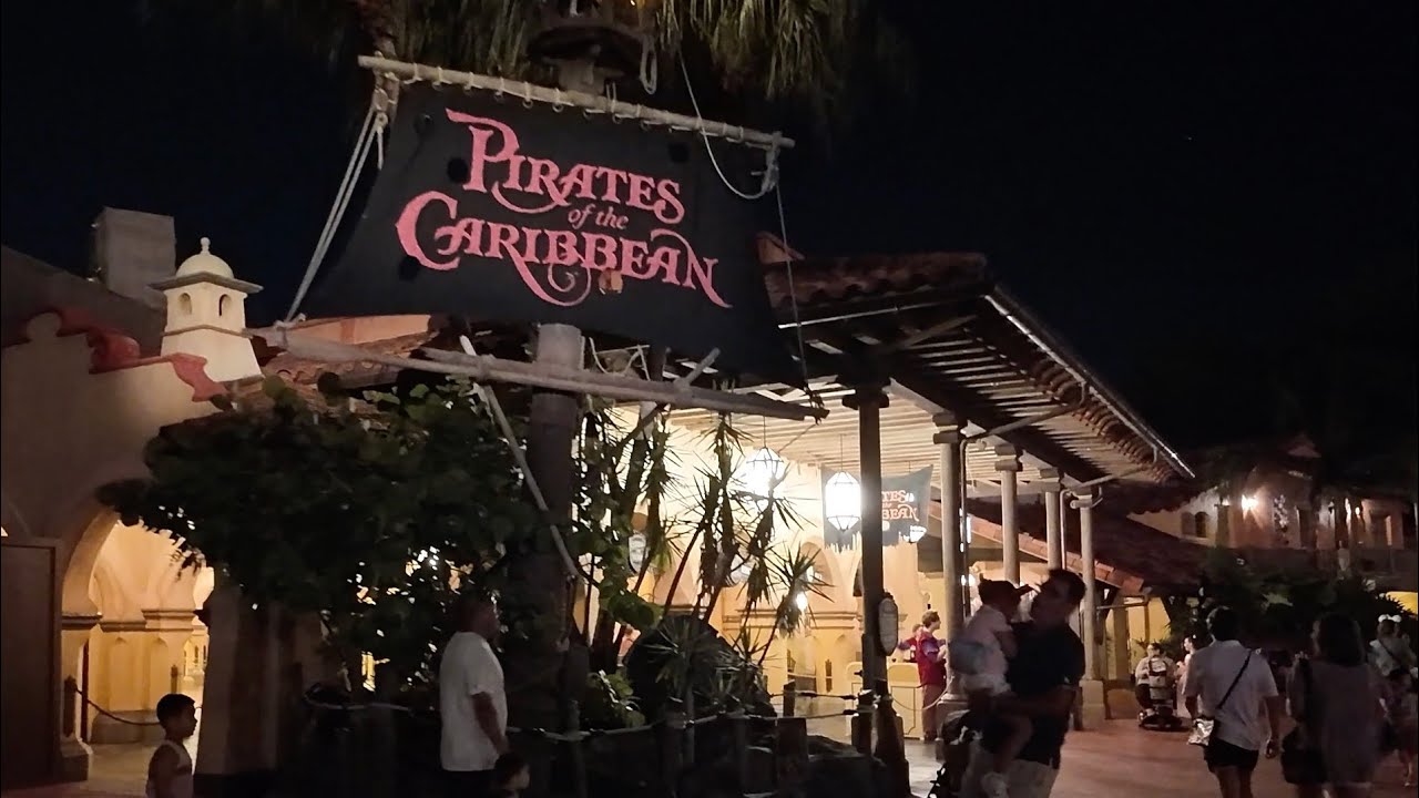 Pirates of the Caribbean Magic Kingdom 4K Ride POV | Walt Disney World October 2025