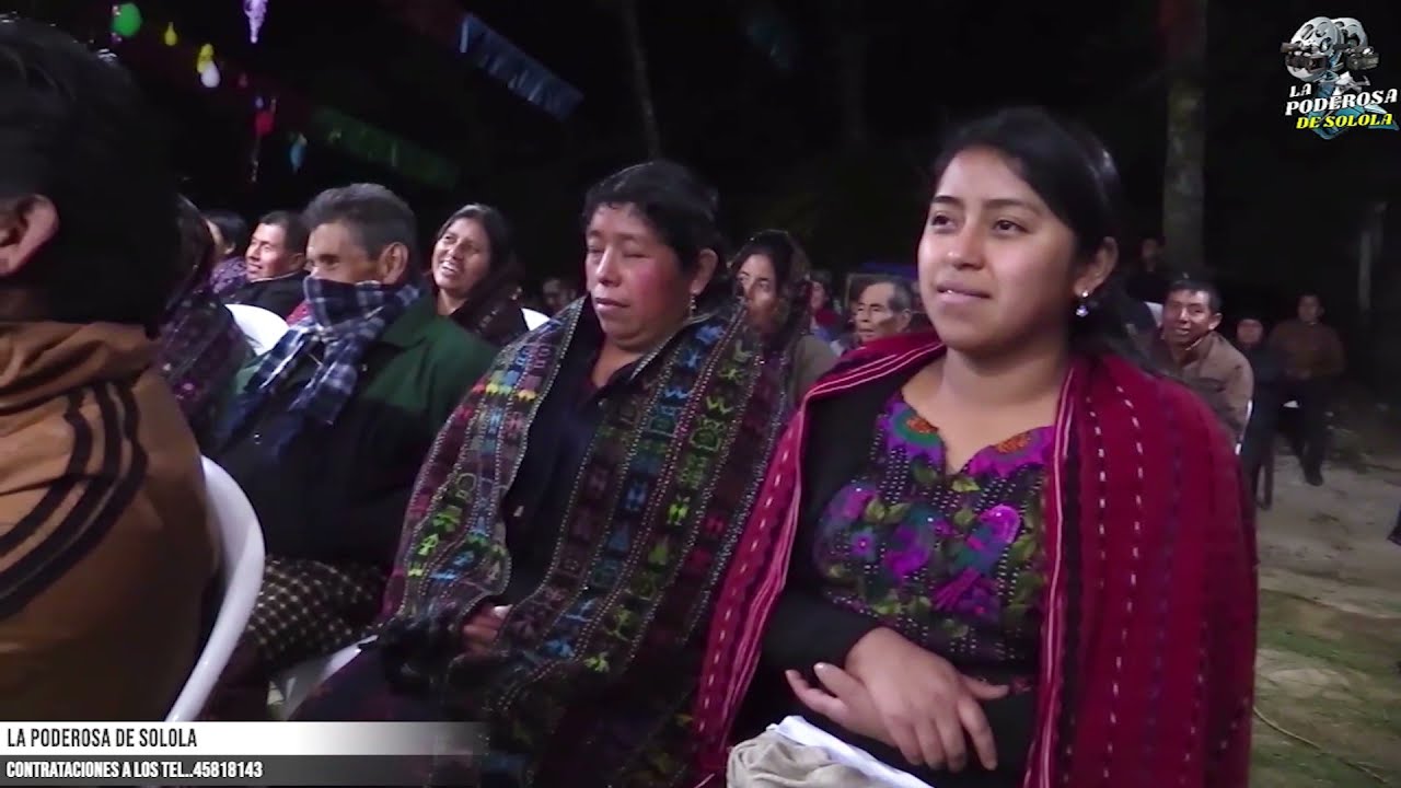 PREDICADOR TOMAS TOPOZ CON LA FAMILIA CHUMIL