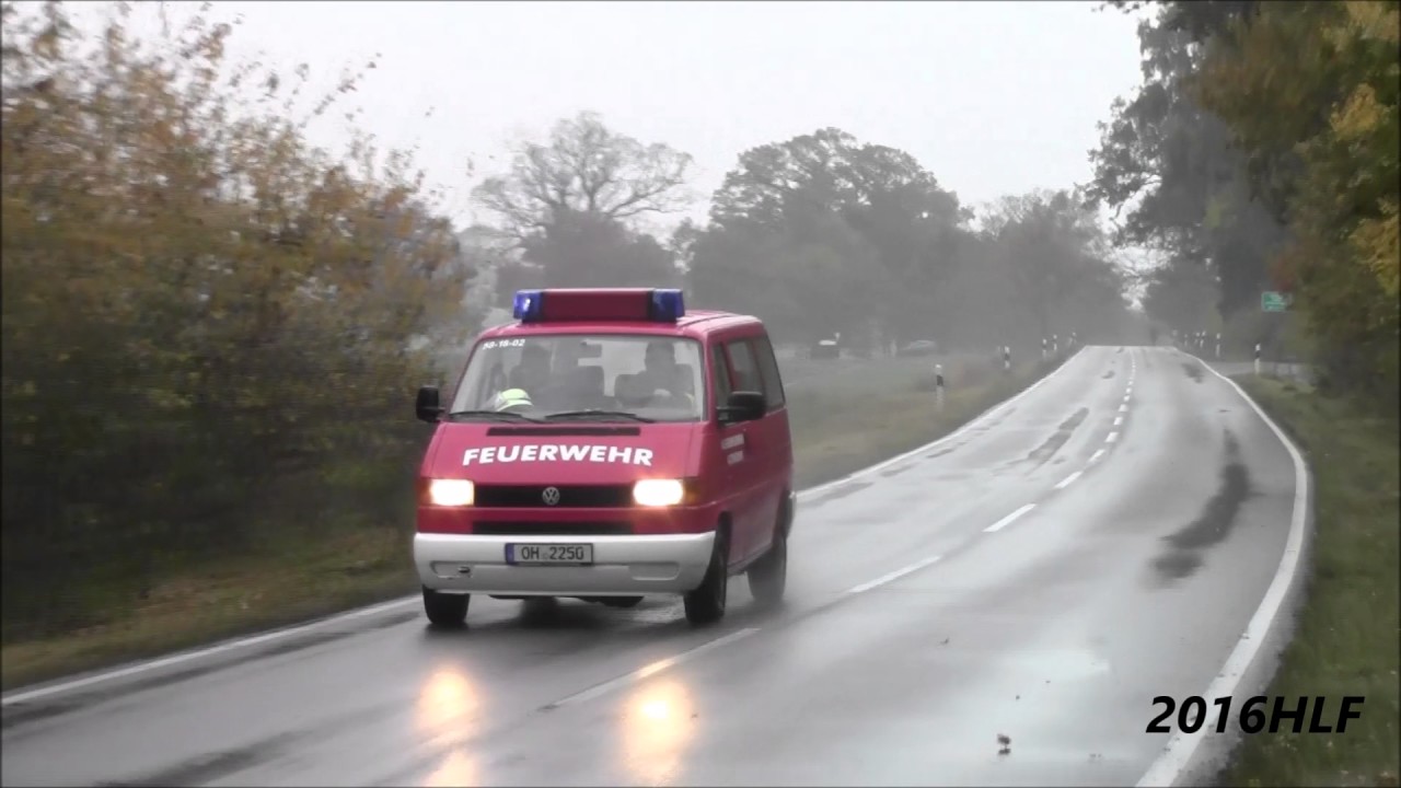 (Orkan über Hansapark Großübung Kreis Ostholstein) Einsatzfahrten Feuerwehr, THW UVM