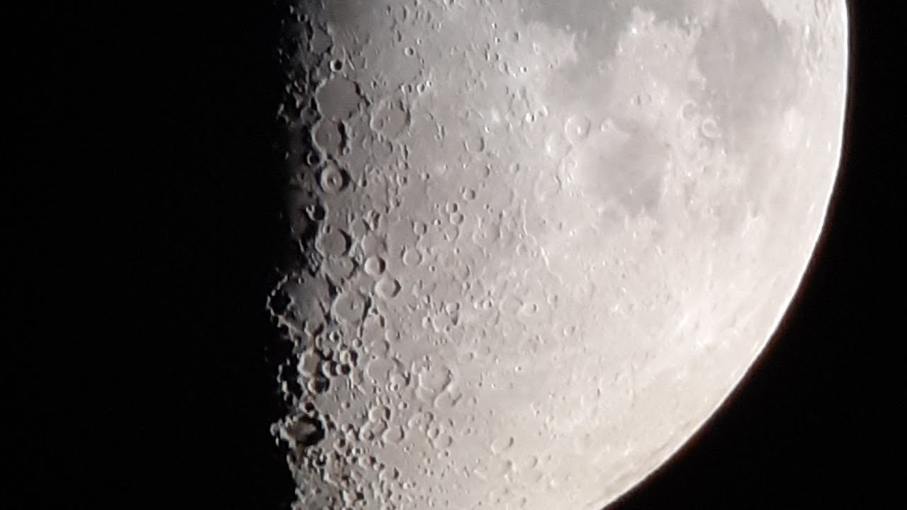 🔴Live: ~54% Moon – First Quarter Phase Through Newtonian Reflector Telescope (26 Jan 2026)