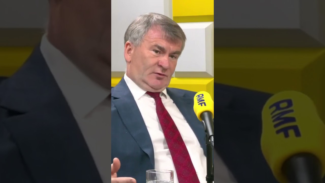 KTO ZYSKUJE PODCZAS CHAOSU W SĄDOWNICTWIE