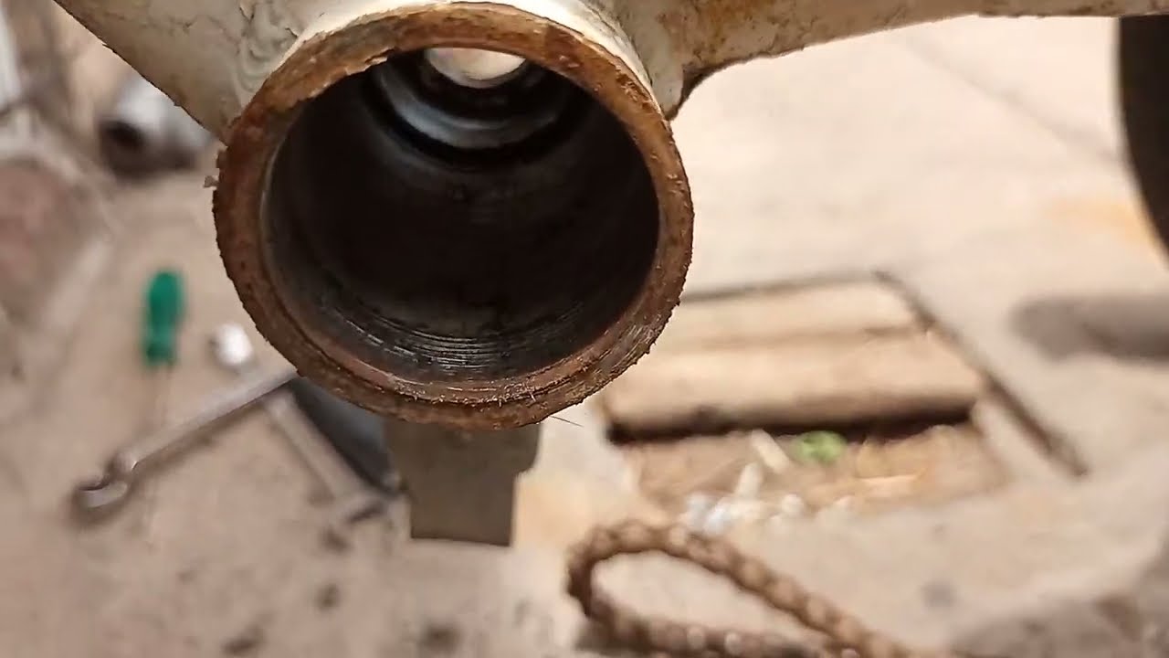 💢 Cómo SACAR Pedales de Bicicleta / DESARMAR Caja Pedalera