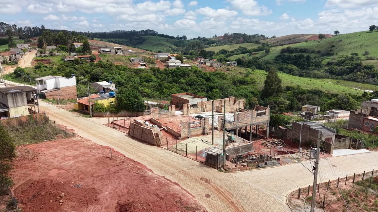 Sobrevoando Cruzília MG em 4K, DJI mini 5