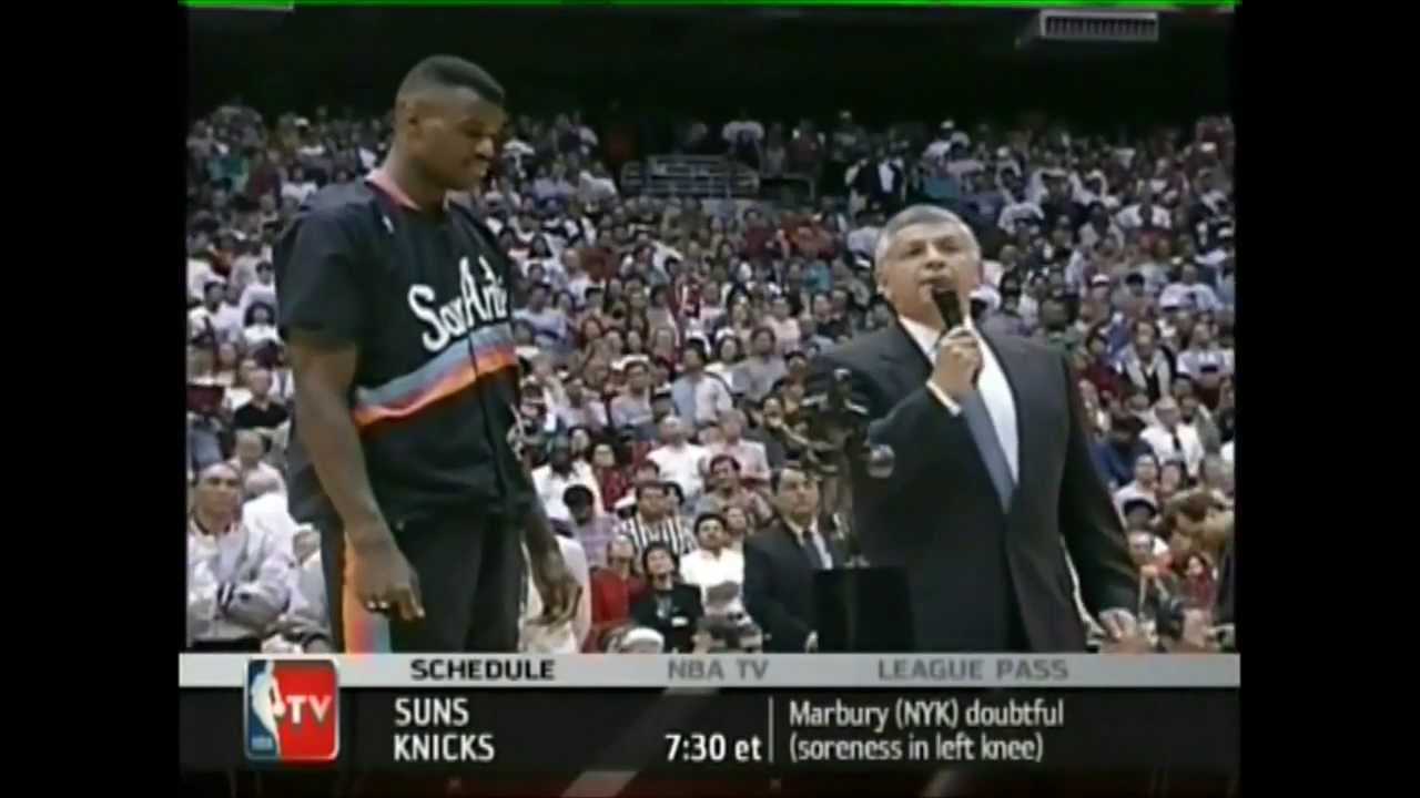 David Robinson - Valiant Effort vs. Hakeem and the Rockets (1995 WCF Game 2, 32 points)