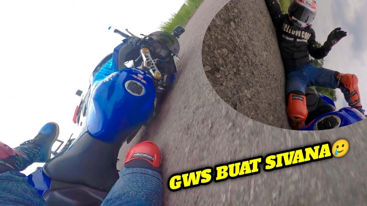 DETIK" PAROPO NAULI CRASH FT EMAK DI SIRKUIT GERYMANG