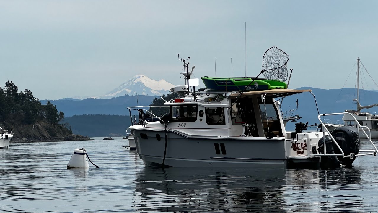 Episode 14. Exploring Cypress Is Wa on a Ranger Tug R27 boat.
