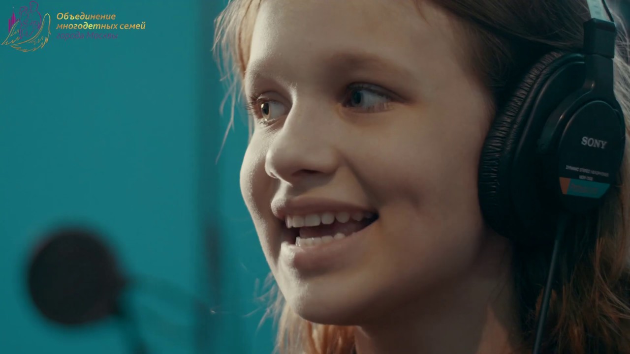 Аист на крыше клип 2019