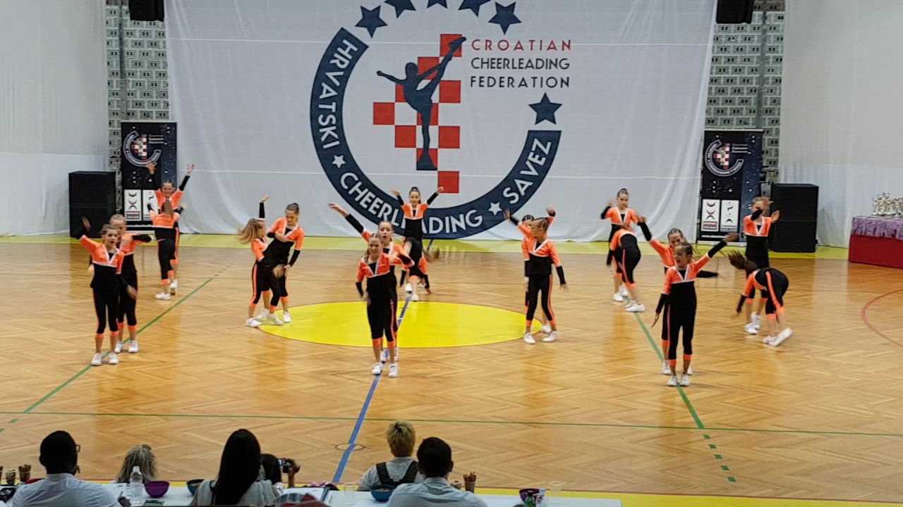 Cheerleading klub Noa - Magic hip hop