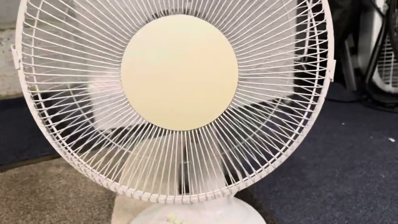 2019 mainstays desk fan (trash find)