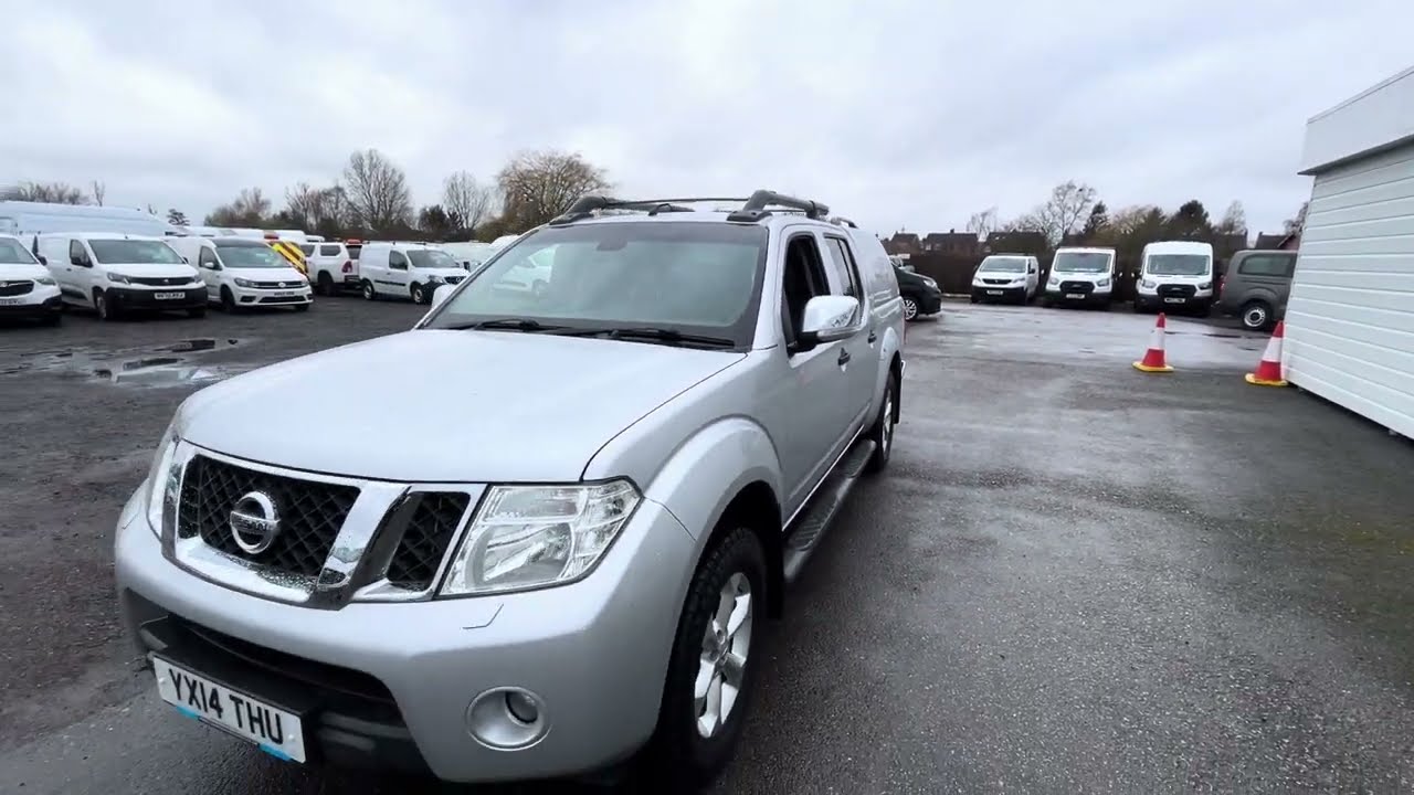 YX14THU NISSAN NAVARA