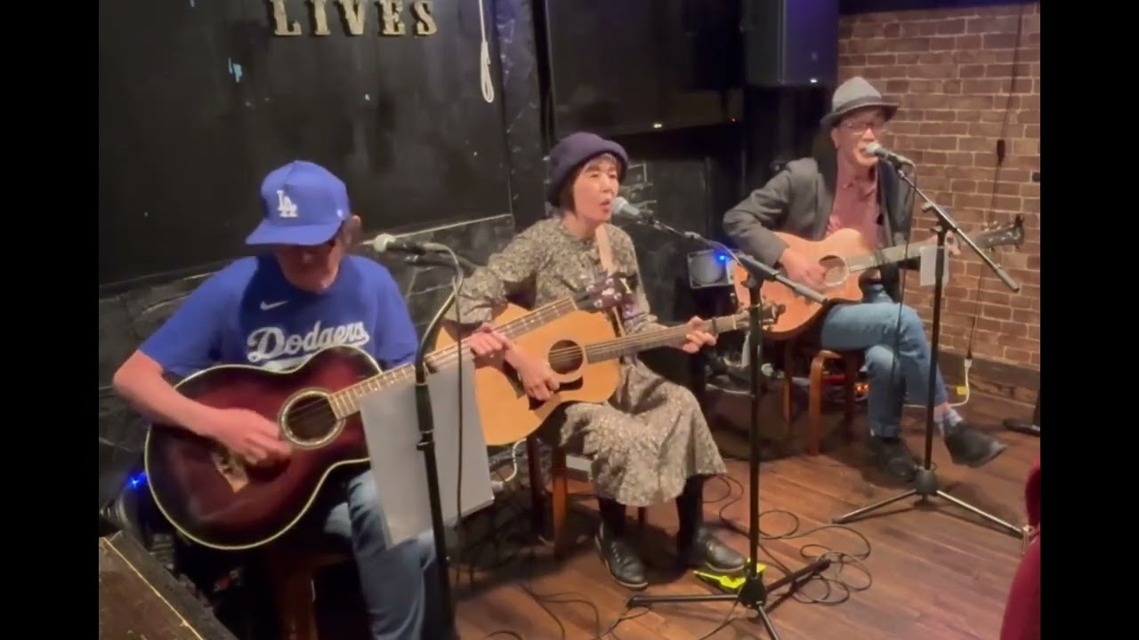 Norwegian Wood （Beatles cover）by  西荻トリオ