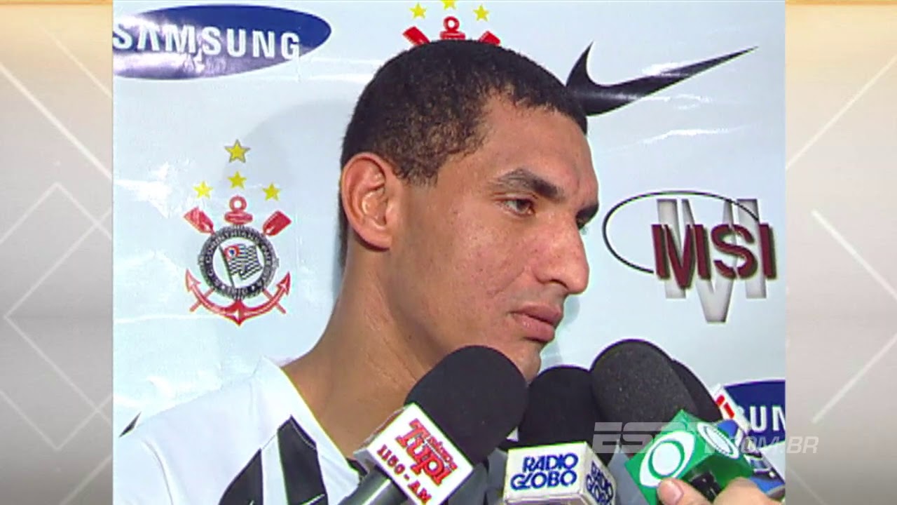 Santos 2 x 3 Corinthians - Campeonato Brasileiro 2005