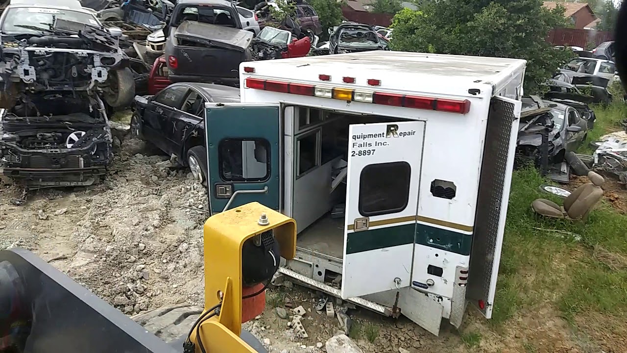 Jeep Liberty gets Crushed....B-Day Shout-Out